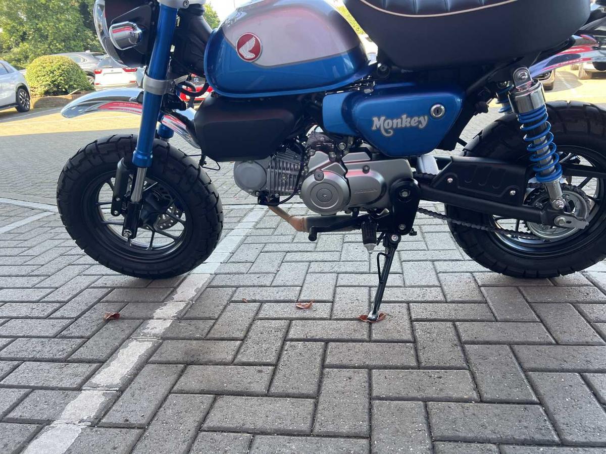 honda monkey bike blue