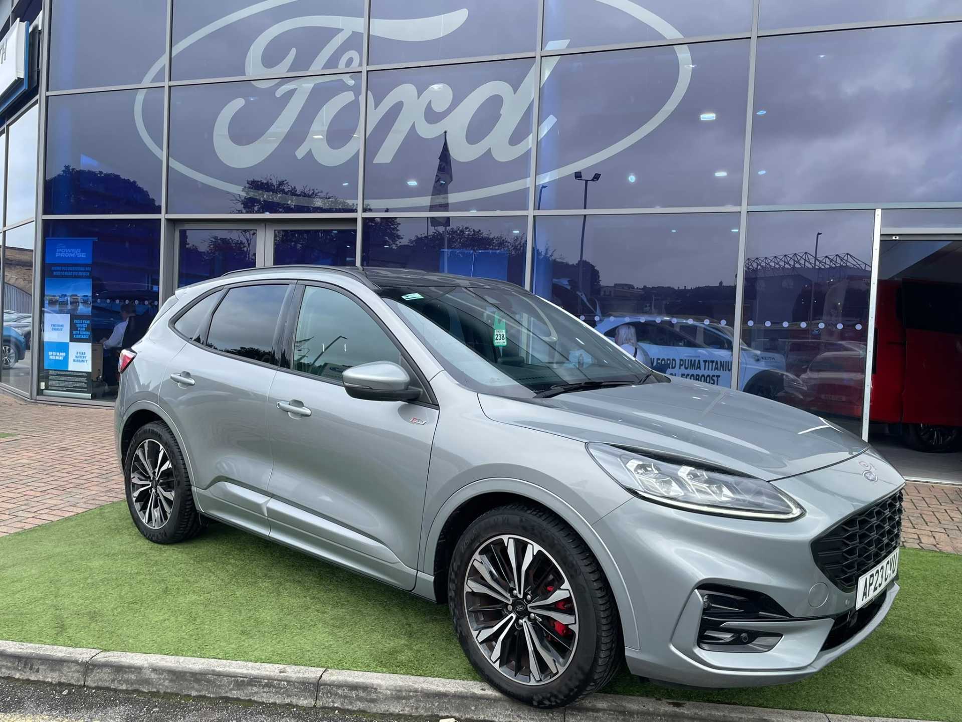 2023 Ford Kuga