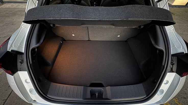 Used Nissan JUKE GF75XPD 9