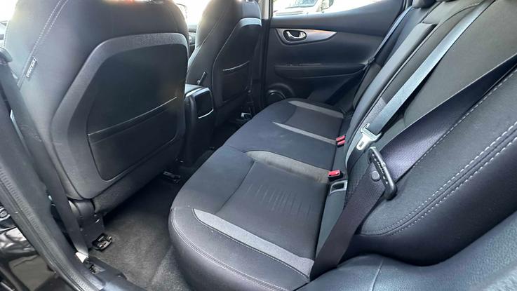 Used Nissan QASHQAI SW18TTJ 9