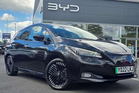 None NISSAN LEAF 110KW TEKNA 39KWH 5DR AUTO MILEAGE 37,694 MILES FUEL TYPE ELECTRIC TRANSMISSION... photo