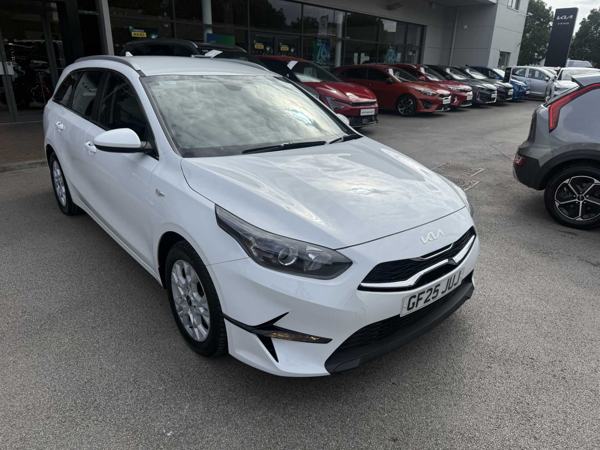 2025 KIA Ceed