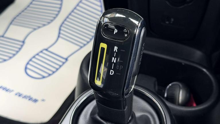 Used MINI Cooper DE71VMM 12