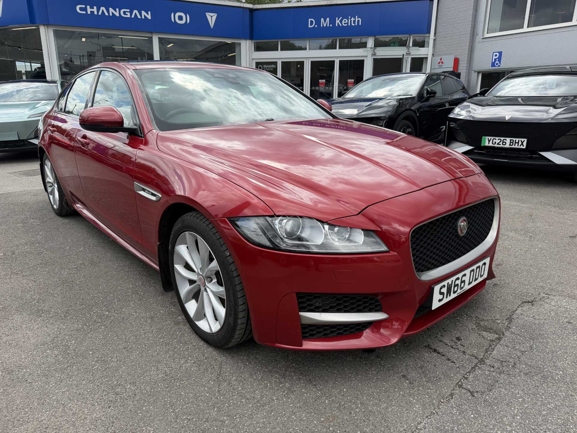 2016 JAGUAR XF