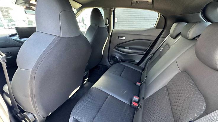 Used Nissan JUKE GF25ZWM 17