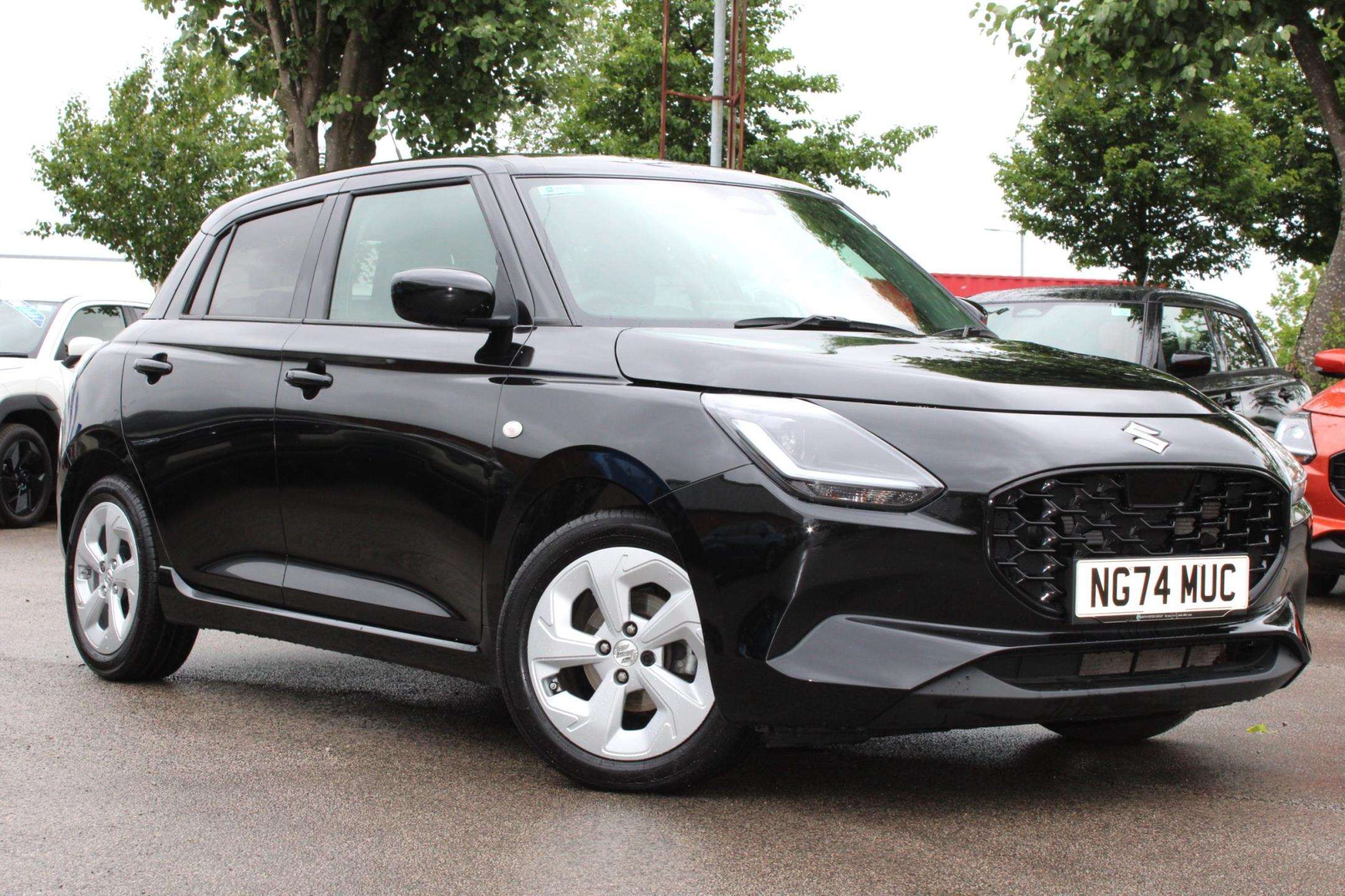 Suzuki Swift 1.2 Mild Hybrid Motion 5dr - Image 1