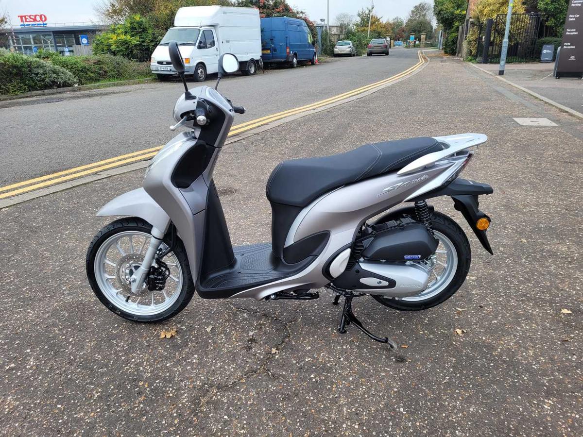 Sh Mode 125 Used Honda Sh 125 For Sale Used Honda Sh 125 Motorbike - Main Image