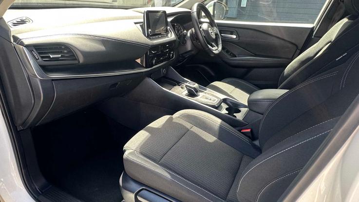 Used Nissan QASHQAI YH72HHF 2