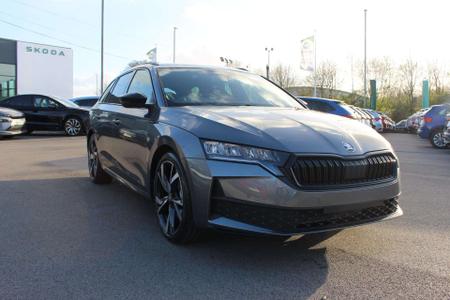None SKODA OCTAVIA 1.5 TSI 150 E TEC SPORTLINE 5DR DSG MILEAGE 3,681 MILES FUEL... photo