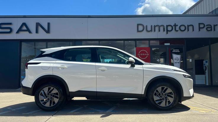 Used Nissan QASHQAI YH72HHF 4