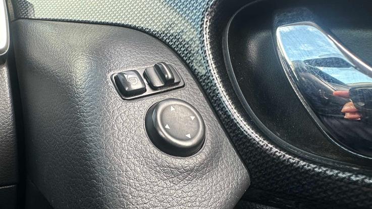 Used Nissan X-TRAIL GF16TXM 23