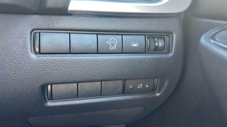 Used Nissan QASHQAI YH72HHF 16