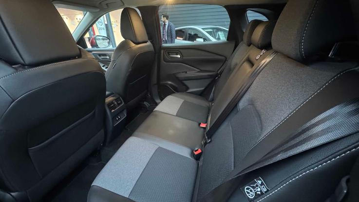 Used Nissan QASHQAI DP24NHU 16