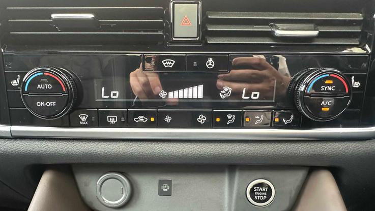 Used Nissan QASHQAI AA74ART 28