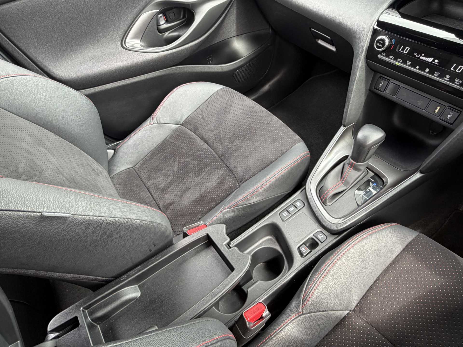 2023 TOYOTA YARIS CROSS