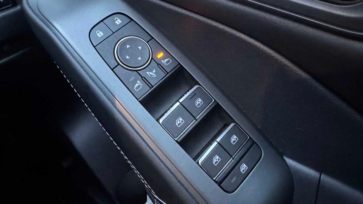 Used Nissan QASHQAI DP24NHU 11