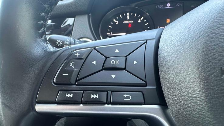 Used Nissan X-TRAIL DN68CNV 22