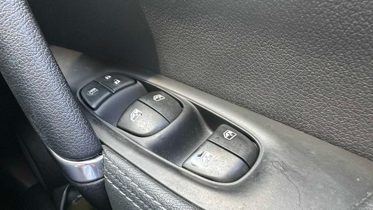Used Nissan QASHQAI GK21PXX 25