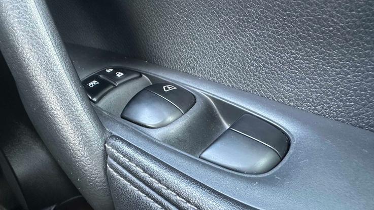 Used Nissan X-TRAIL DN68CNV 29
