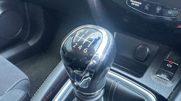 Used Nissan QASHQAI SW18TTJ 29