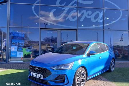 FORD FOCUS 1.0 ECOBOOST HYBRID MHEV ST LINE X 5DR MILEAGE 24,521 MILES FUEL...