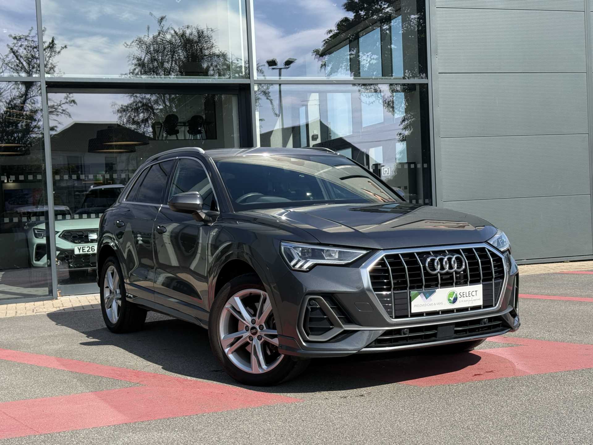 2022 Audi Q3