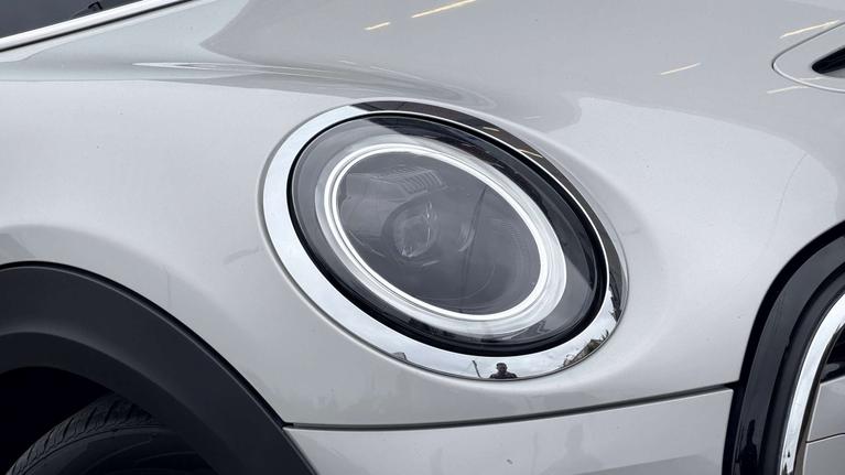 Used MINI Cooper DE71VMM 2
