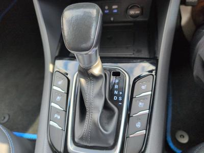 Hyundai IONIQ Photo 30