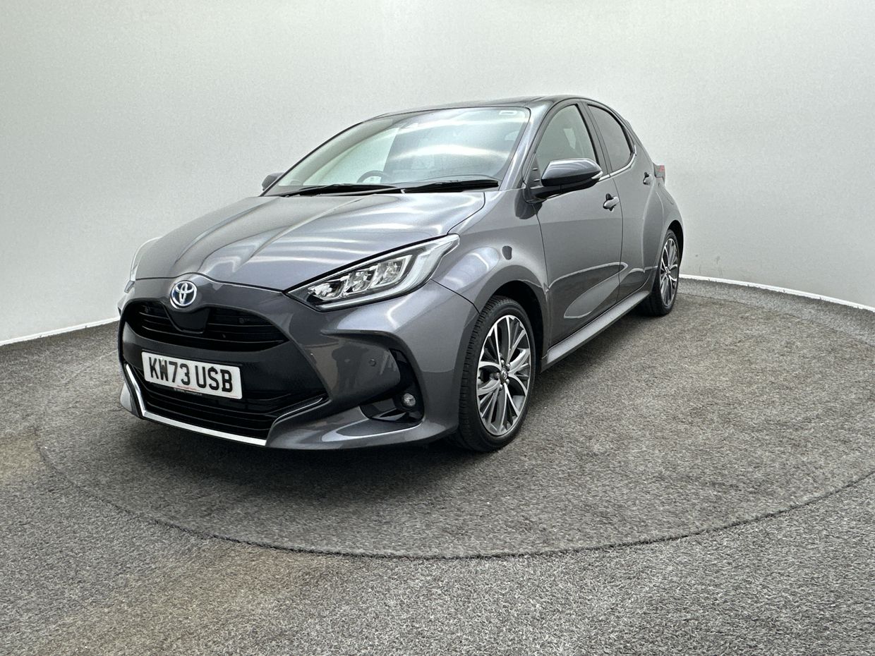 Toyota Yaris Photo 3