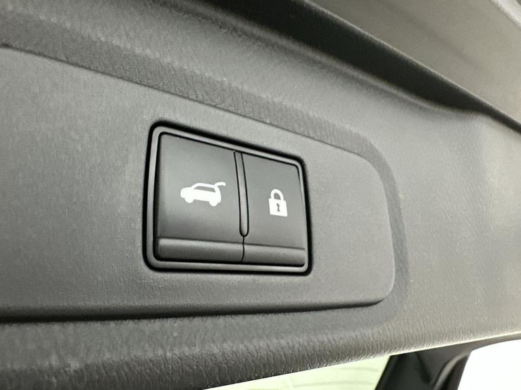 Nissan Qashqai Photo spincar-00abf718b8f18925995ffc183eef0c121a3e36b8.jpg