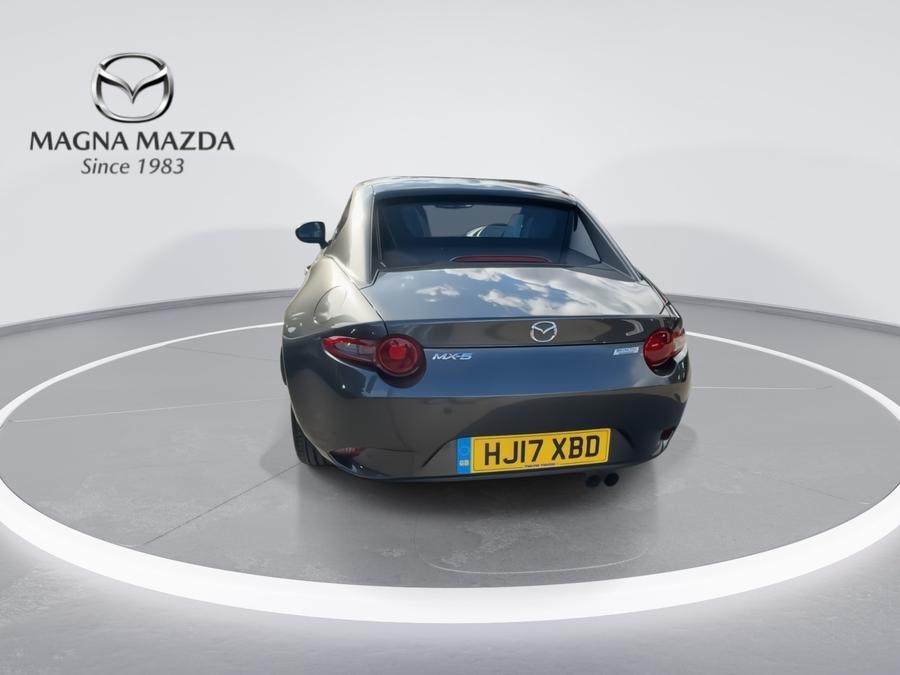 Mazda MX-5 RF Photo spincar-01c00ac6b3463cae97e9962f4cc39339bb878685.jpg