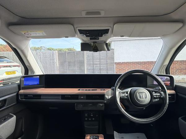 Honda Honda E Photo 15