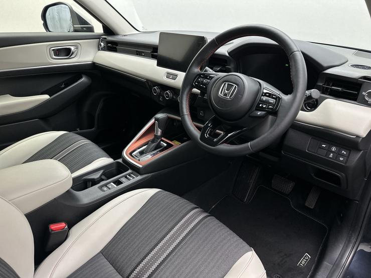 Honda HR-V Photo spincar-02106d8e09884a34d239bee8f3ae96b02e7ac6af.jpg