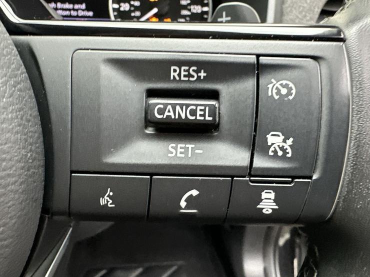 Nissan QASHQAI Photo spincar-037940f3505f0770438031aee3204b61dbc6545d.jpg