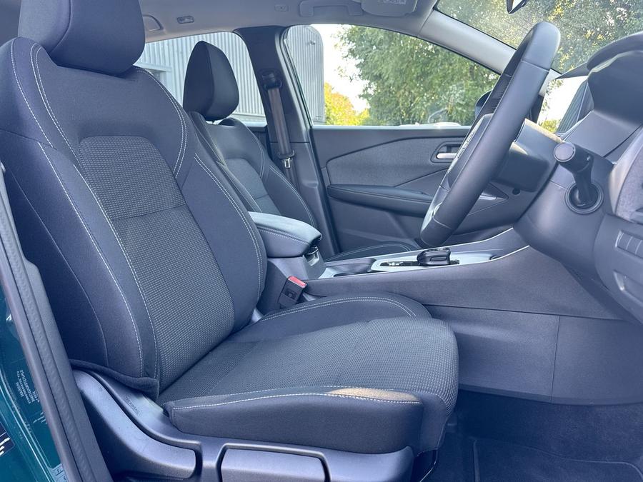 Nissan Qashqai Photo spincar-0390af7e3160a44e2cd88e3a07202e71e300a521.jpg