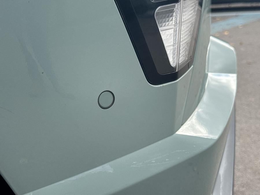 Hyundai KONA Photo spincar-03fef9b5e9c9a5f4d2074c7624b386d1a33c119c.jpg