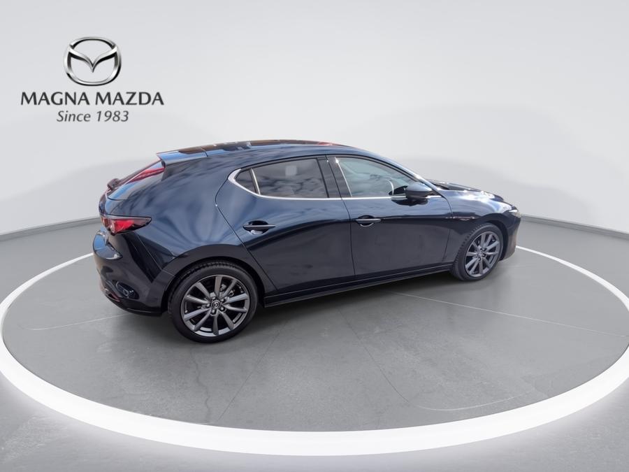 Mazda Mazda3 Photo spincar-05714894e0c2654d3158550b1015003adf487819.jpg