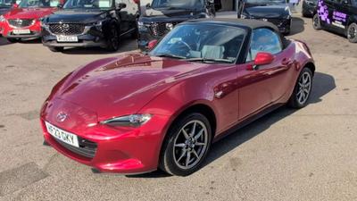 Mazda MX-5 Photo 3