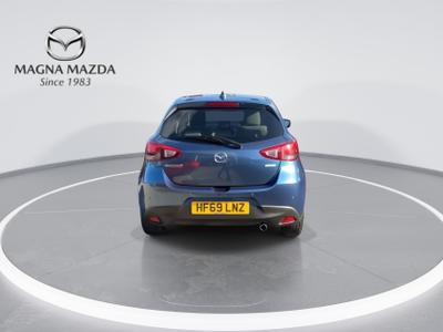Mazda Mazda2 Photo 11