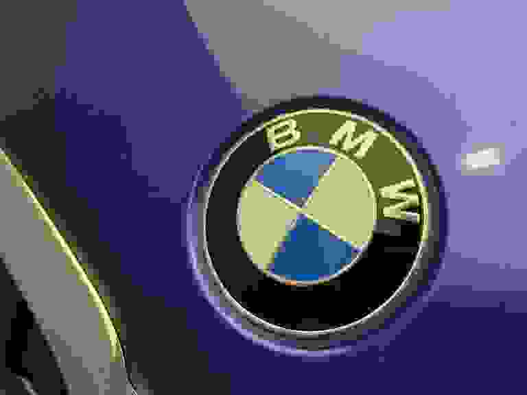 BMW 3 SERIES Photo spincar-07456e7d82bdd243430b48e09df9842296fd0970.jpg