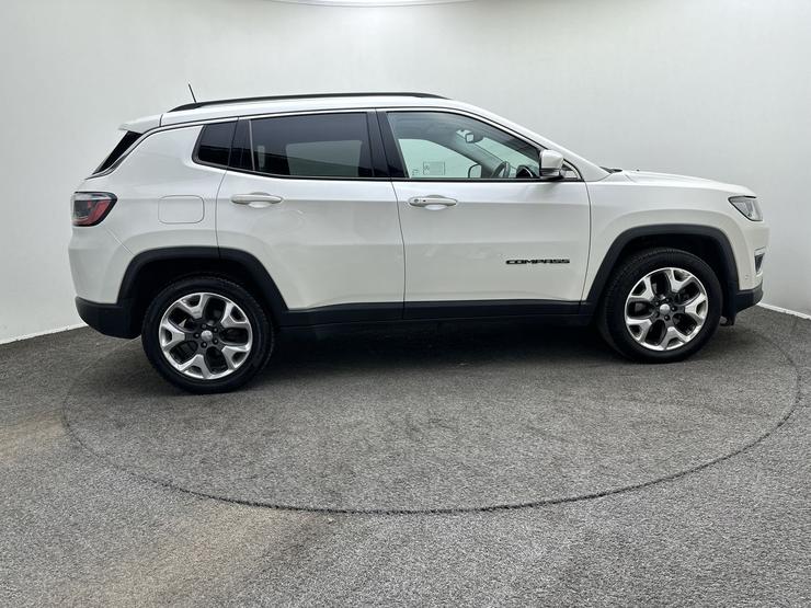 Jeep COMPASS Photo spincar-0872558458db30e0237ac9ca33a065dda939a81e.jpg