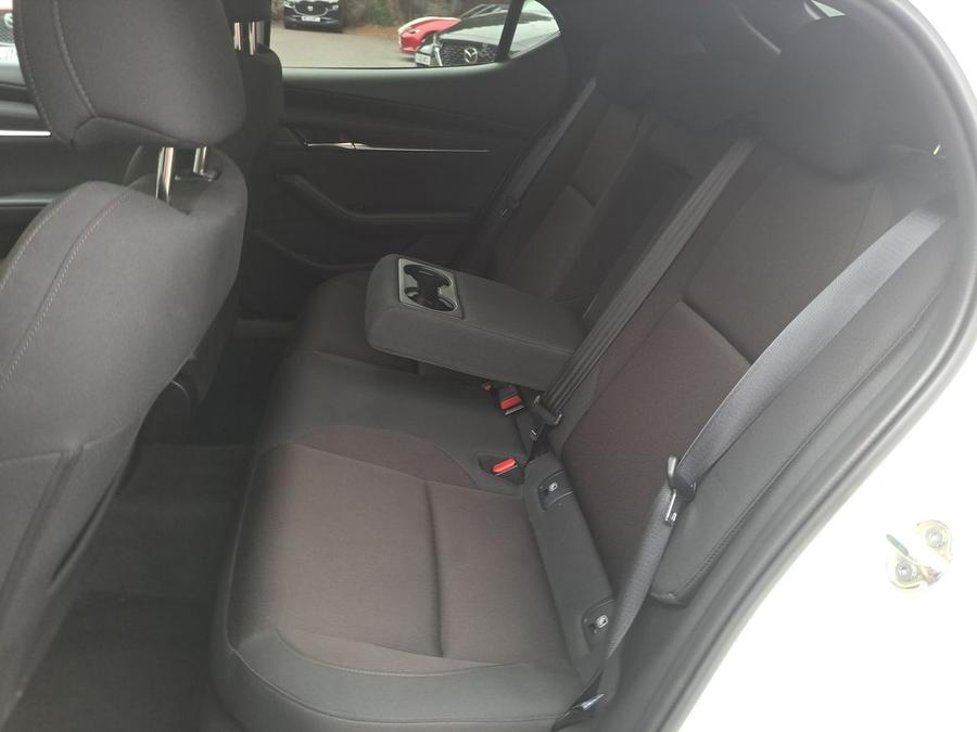 Mazda Mazda3 Photo spincar-08c3dba41240ed5f3163c283b3effc92d4d3410f.jpg