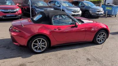 Mazda MX-5 Photo 9