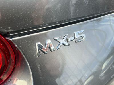 Mazda MX-5 Photo 27