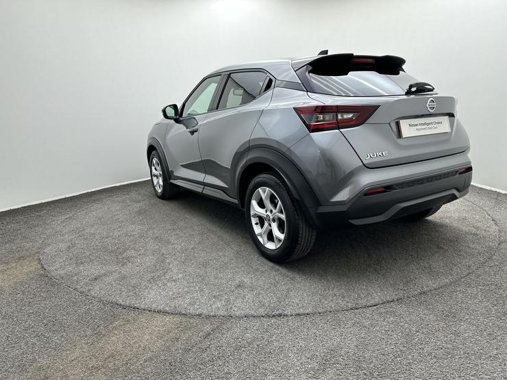 Nissan JUKE Photo spincar-093722b8fac4dcad5c0bdb3aa274d6a2215fd069.jpg