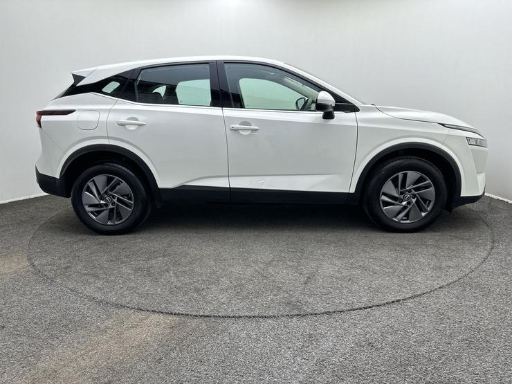 Nissan QASHQAI Photo spincar-09ae72483de9858e0691c82366ef9e9dd85b8805.jpg