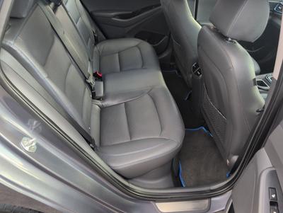 Hyundai IONIQ Photo 21
