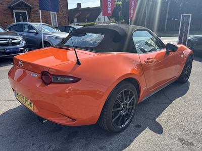 Mazda MX-5 Photo 13