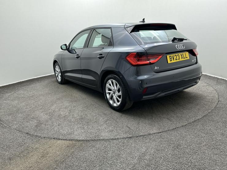 Audi A1 Photo spincar-0a9cdd936ed15f12f426b74560ff72e87363acc1.jpg