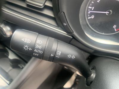 Mazda Mazda3 Photo 35